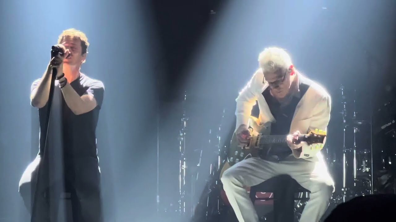 Matchbox Twenty If You’re Gone Live Acoustic Rob Thomas and Kyle Cook