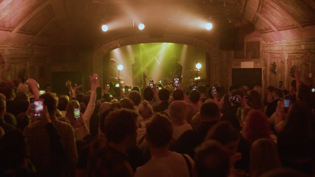 Samuel Jack 'Feels Like Summer' [Live in London]