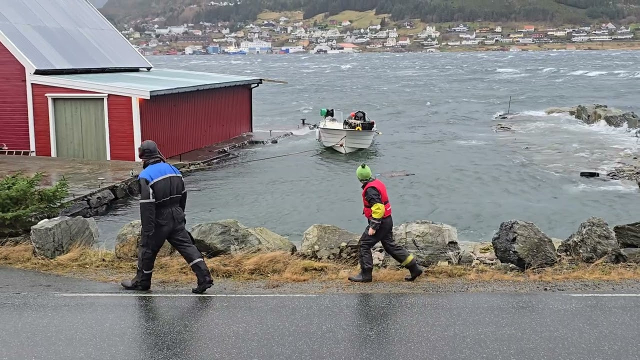 H&oslash;g vannstand og orkan I kasta!