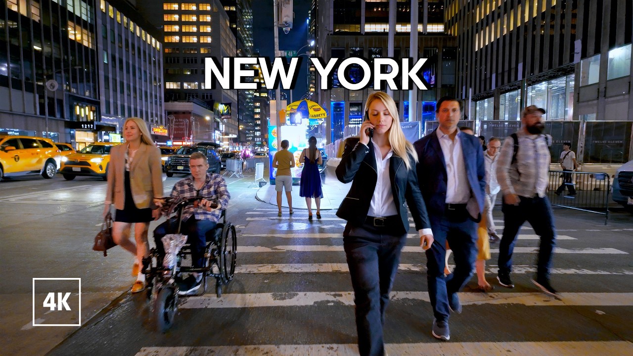 Walking in New York at Night 🌃 Midtown Manhattan / NYC Walking Tour 4K
