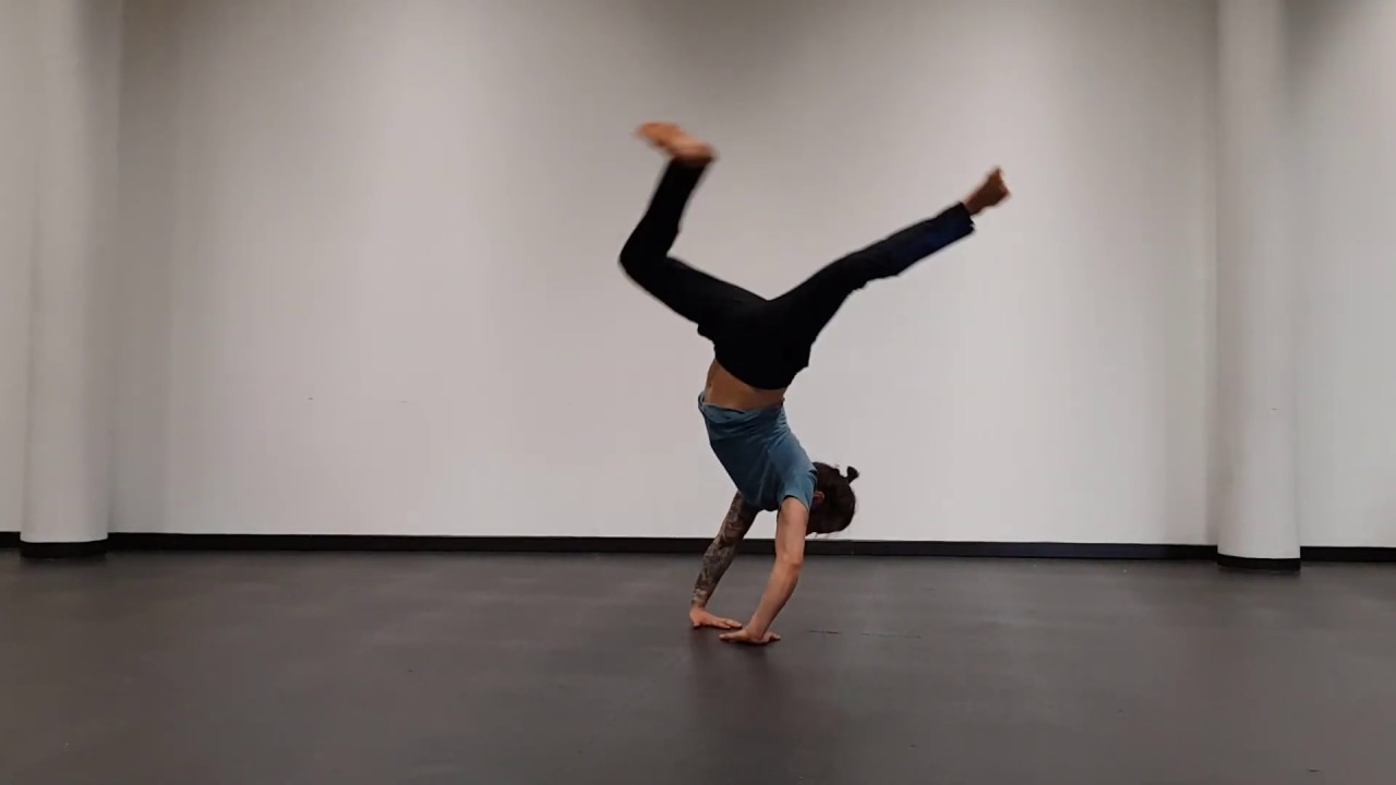 Capoeira Combo | Intermediate #3 | Dodge and Kick