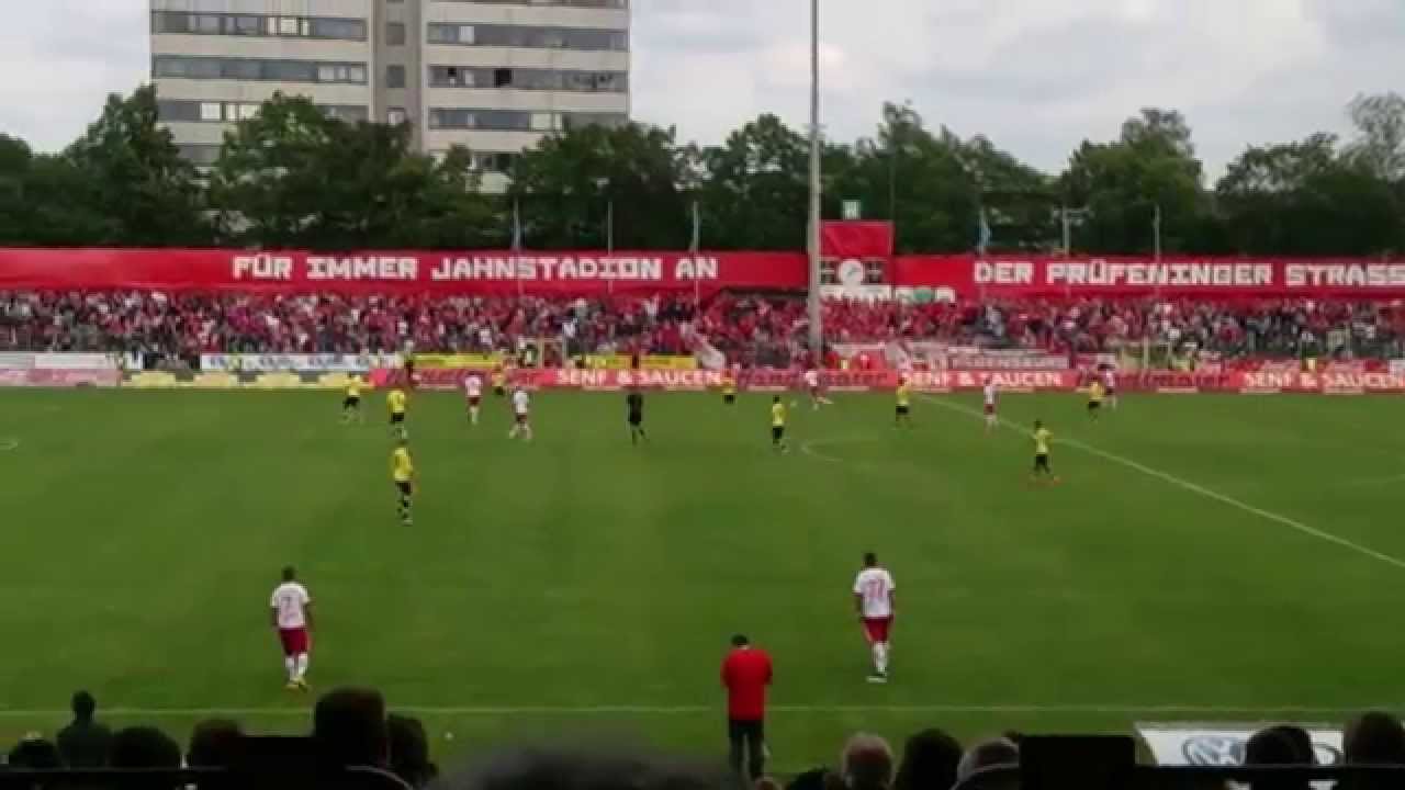 die letzten Momente im alten Regensburger Jahnstadion