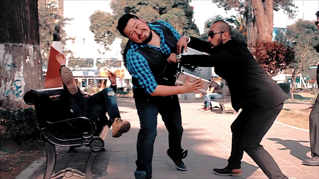 Carbonno - Un Nuevo Lugar [Video Oficial]