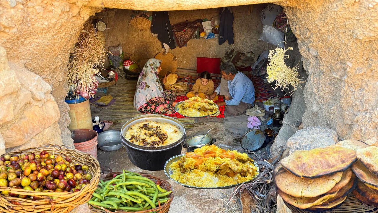 Rural Life In IRAN: Cooking Amazing Chicken-Beans Pilaf, Fresh Bread & Harvesting Organic Figs