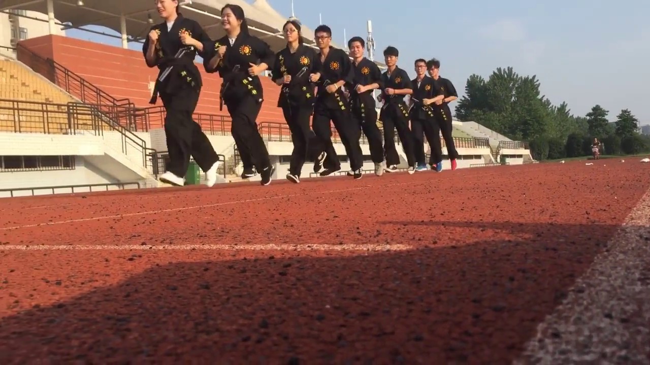 安徽新华学院精武国术社2016宣传片 (The XinHua College of Anhui JinWu Martial Atrs Club 2016)