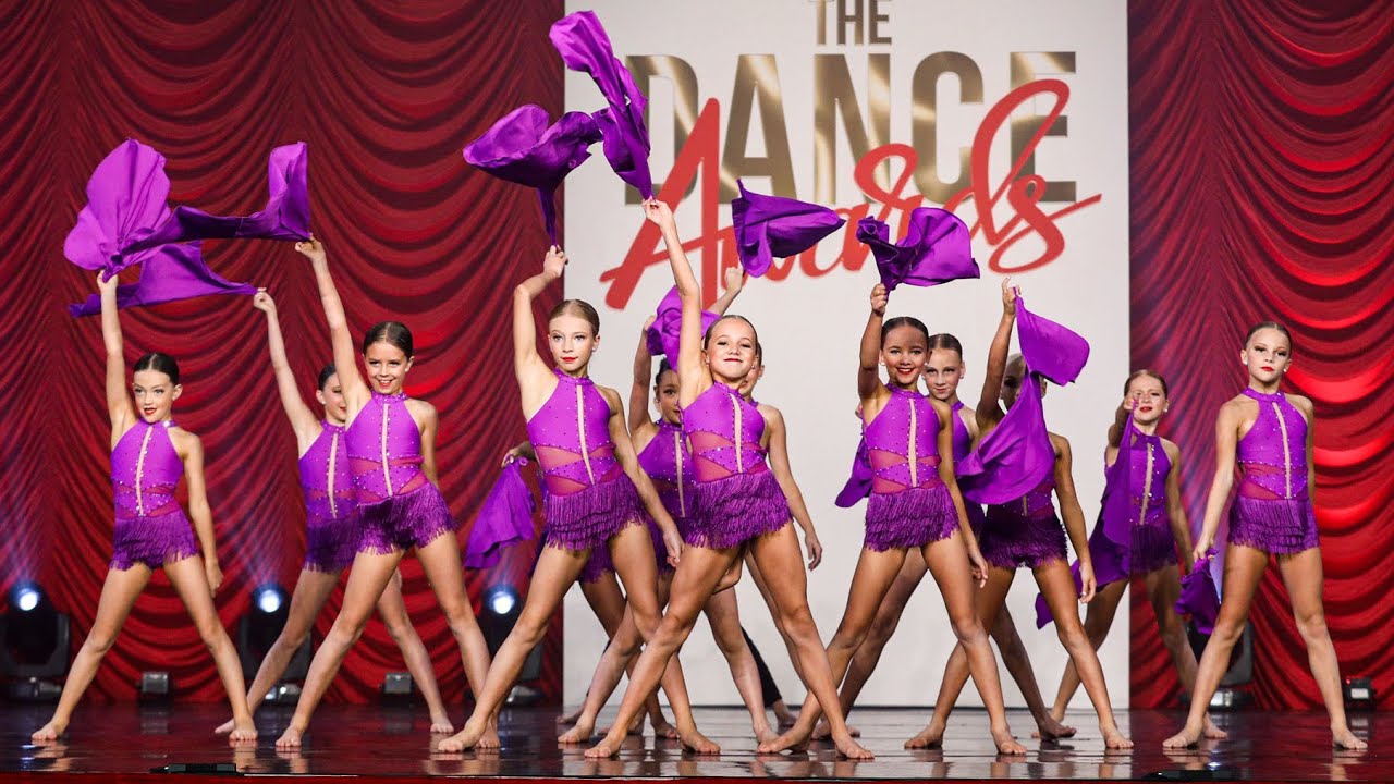 Center Stage Performing Arts Studio - Uptown Girls