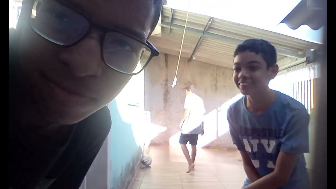 Rafael e Arthur? parte 2 de mim jogando com esses tontos 