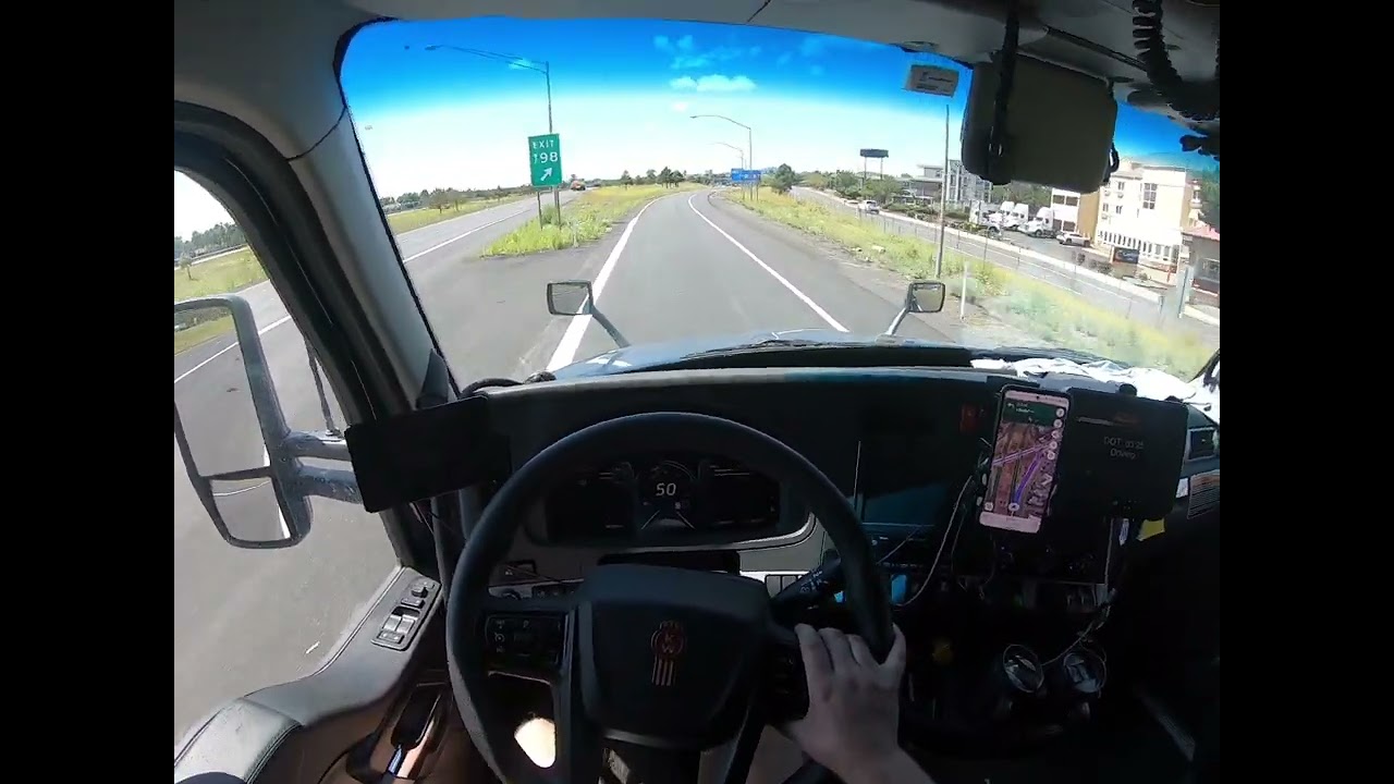 POV driving Kenworth T680 - Norhern Arizona