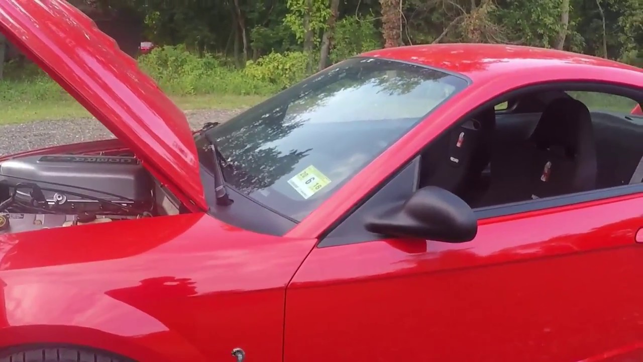 2000 Cobra R, what makes it different from a regular mustang
