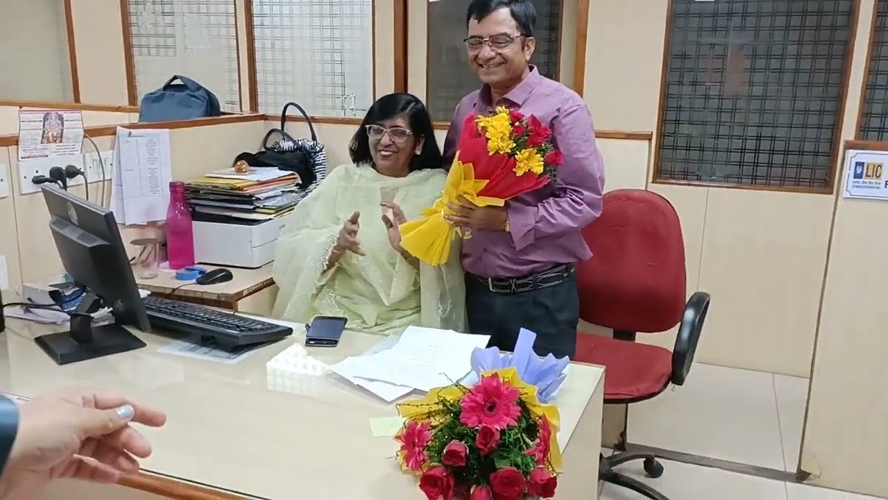 #hindikavita पत्नी की रिटायरमेंट पर कविता