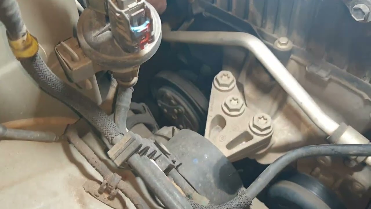 troca da correia de acessórios do Renault kwid e Logan 3 cilindros