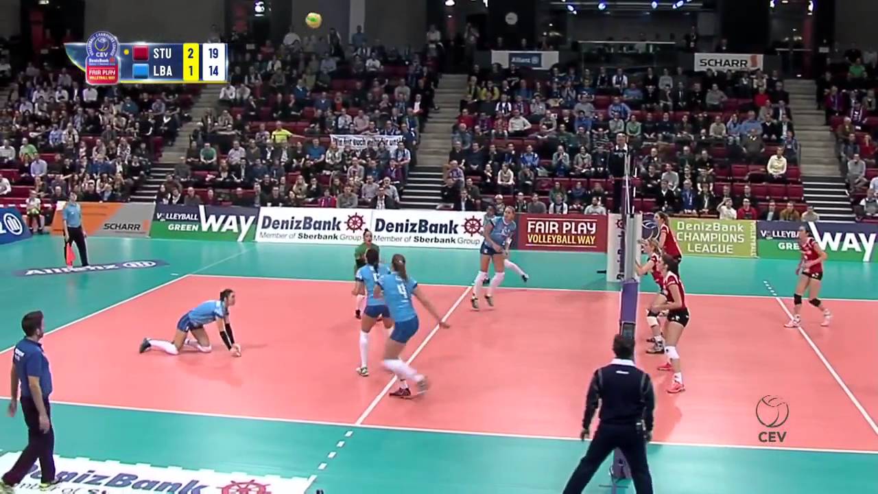 Drugi sudija u odbojci - odlicno kretanje