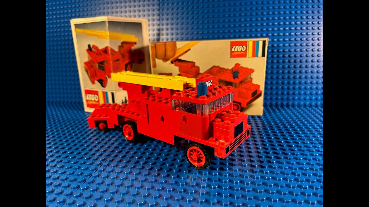 Lego set 374-2 Fire Engine from 1971