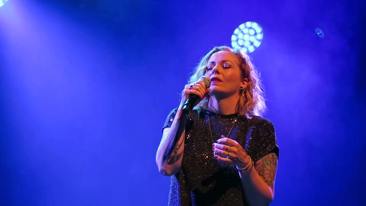 Anneke van Giersbergen cover King Crimson - Starless
