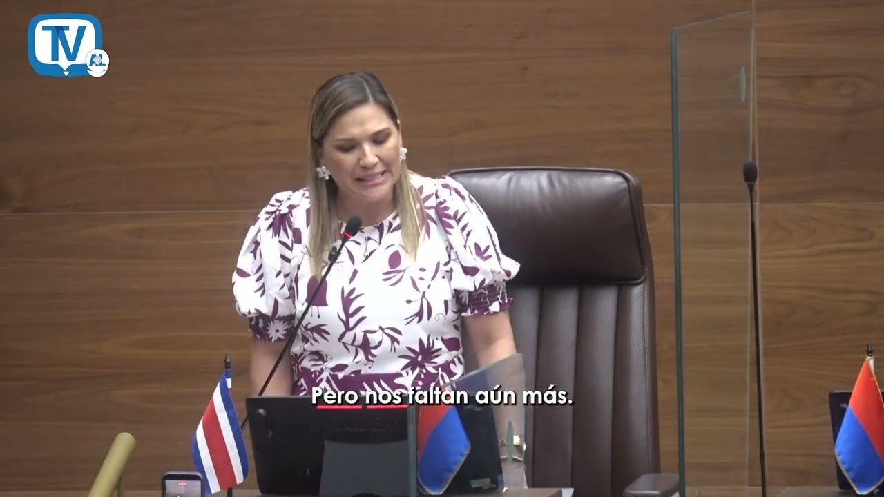 Diputadas alzan la voz en favor de los derechos de las mujeres