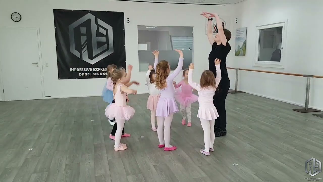 Kinderballett 4-6 Jahre in der IE DANCE SCHOOL mit Nadine Holl&auml;nder🩰🐥