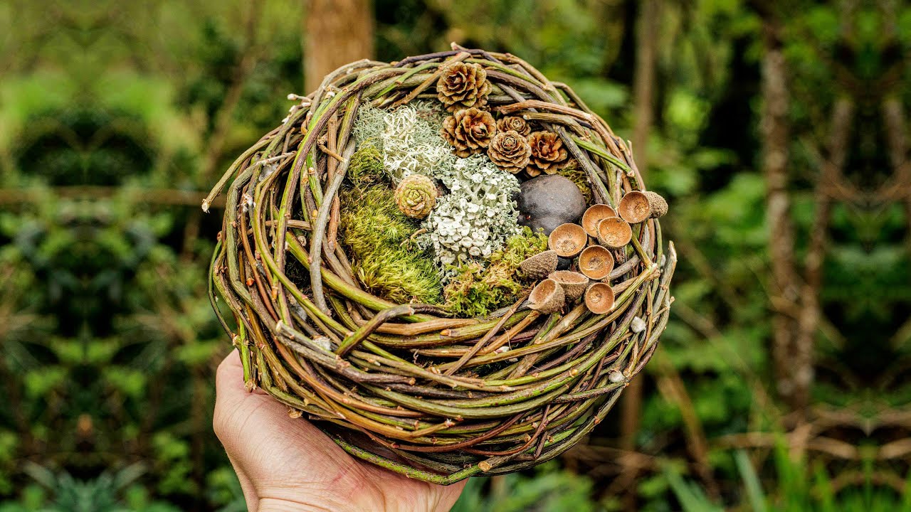 How to make a loose weave basket | Foraged Forest Display | Spiral weave basket