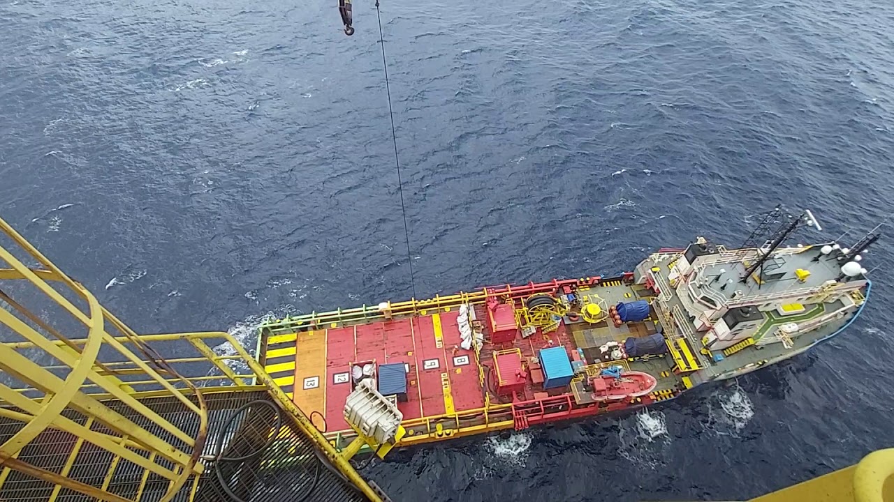 Operador de guindaste offshore lll