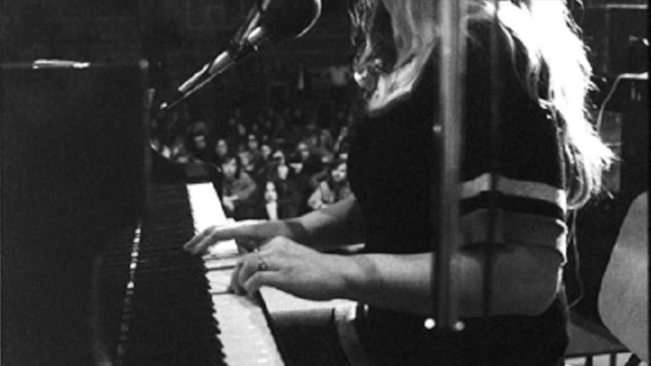 Sandy Denny: Interview & It Suits Me Well