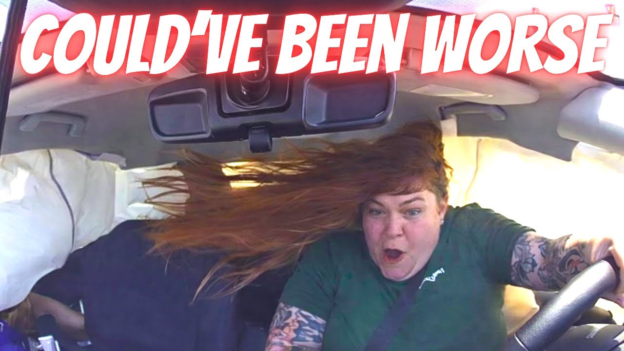 Bad drivers & Driving fails -learn how to drive 