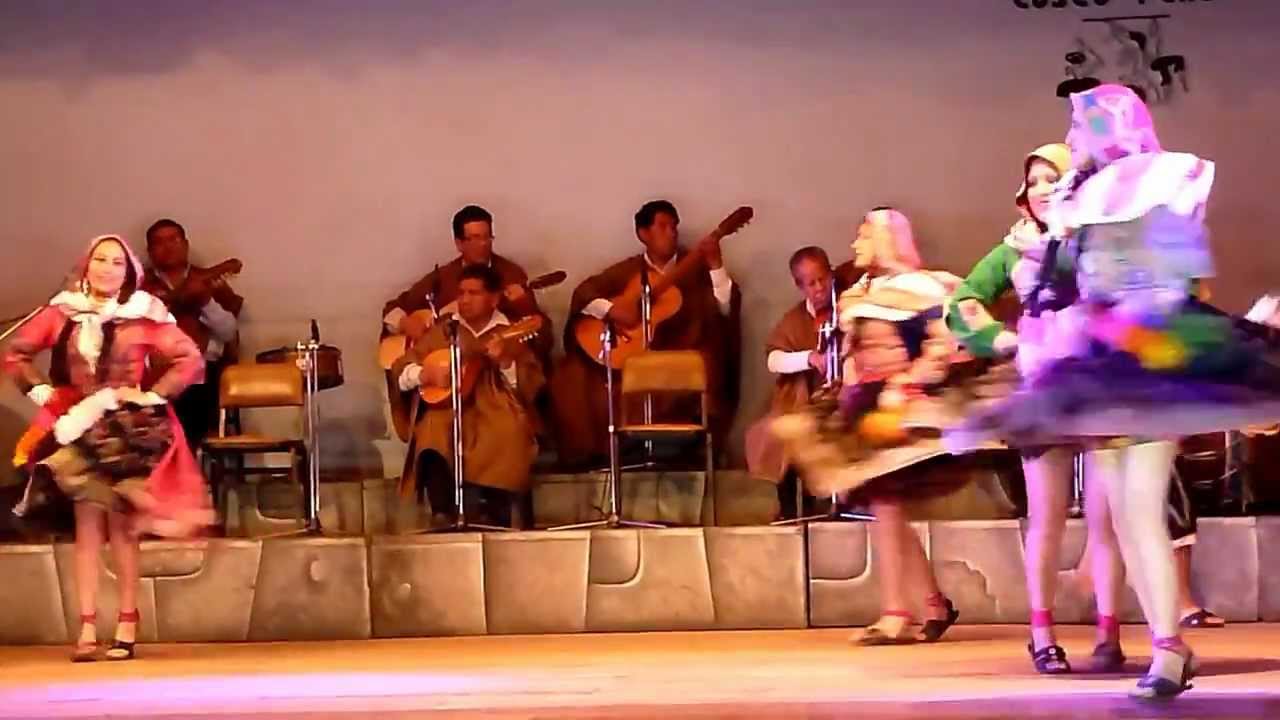 DANZA  PARAS