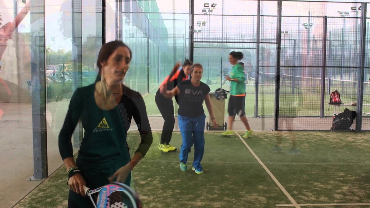 Formaci&oacute;n FEP Mujer y Padel