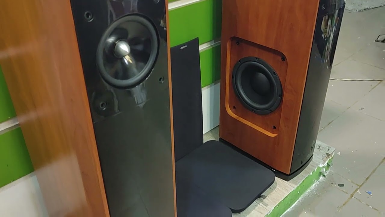 Loa Đan Mạch Jamo S606 đẹp như khui thùng. Giá 6tr8