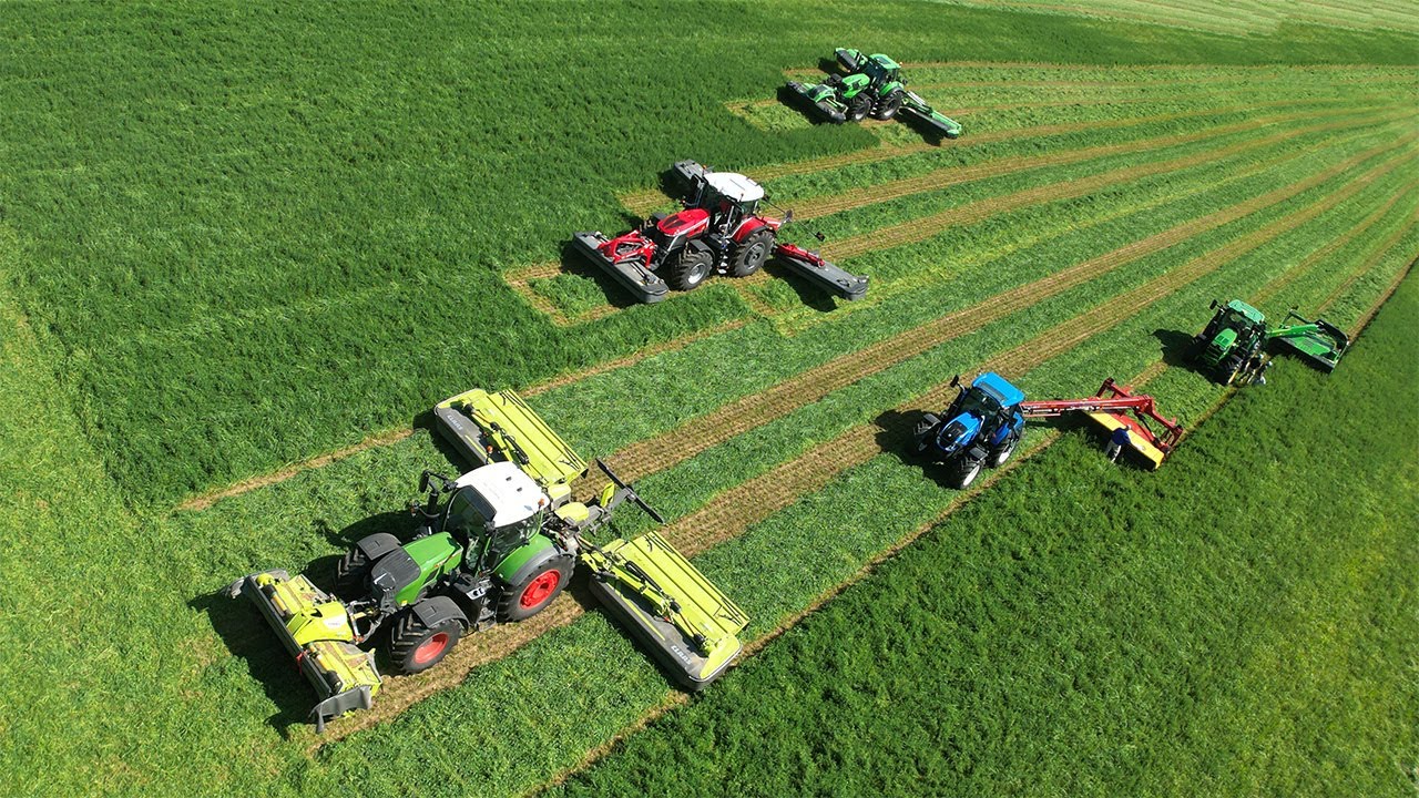 Ag Progress Days - CLAAS and Massey Ferguson Triple Mowers