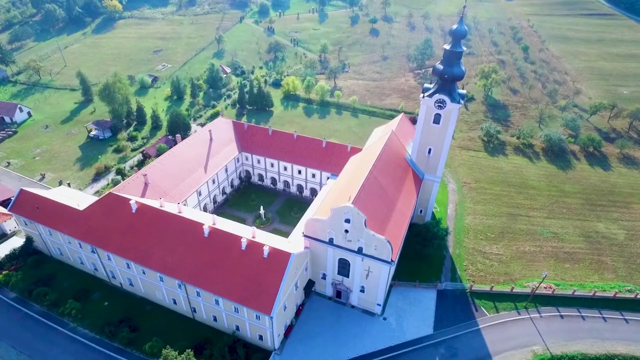 Franjevački samostan Cernik