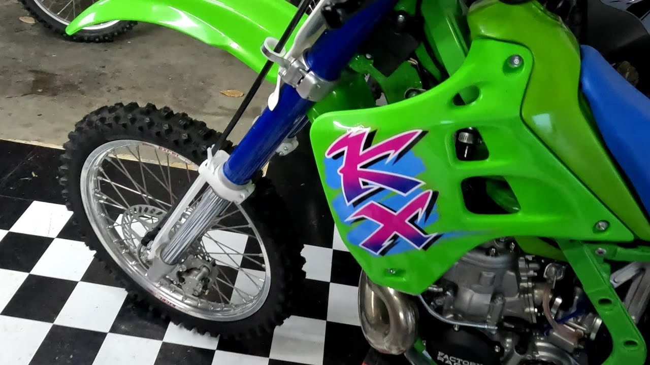 1991 KX250 ep13 Brake rebuild, pro circuit custom install, and plastics.  It's almost ready to start