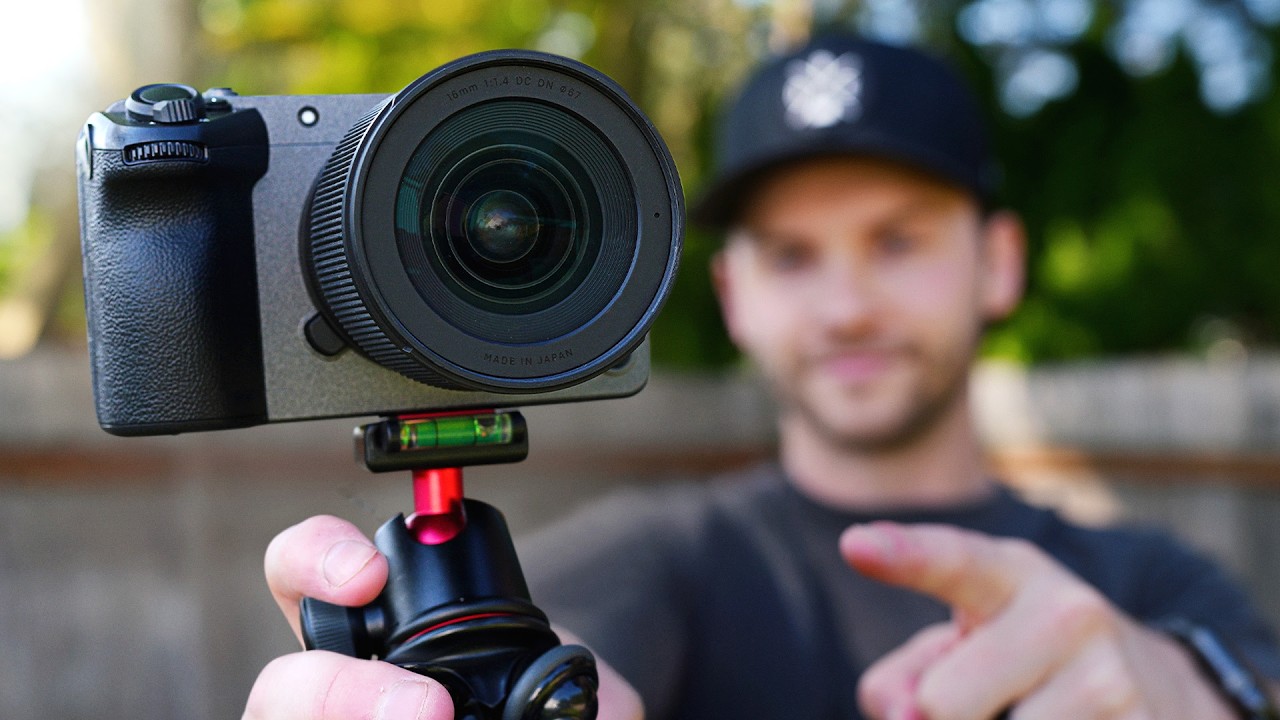 Best Vlogging Lenses for Sony 2026 (Cheap to Expensive)