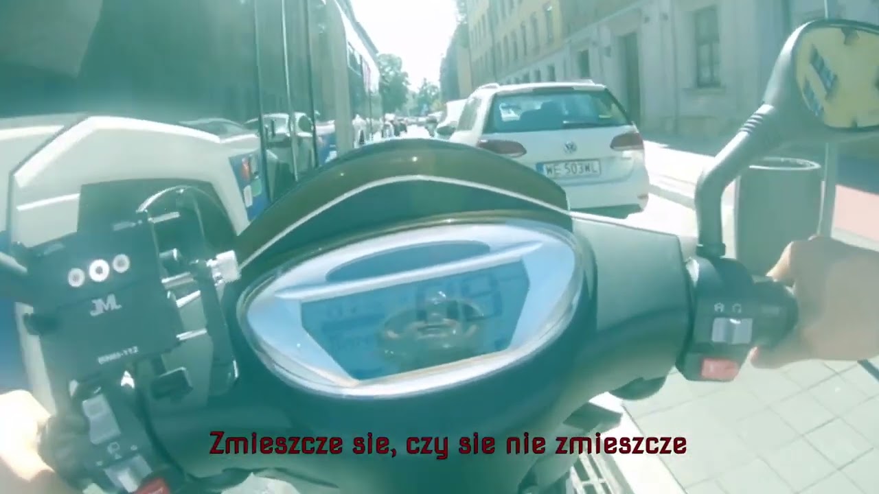 Amperi Range test kuriera - ile zaoszczędzi skuter elektryczny o prawdziwym zasięgu ponad 110 km?