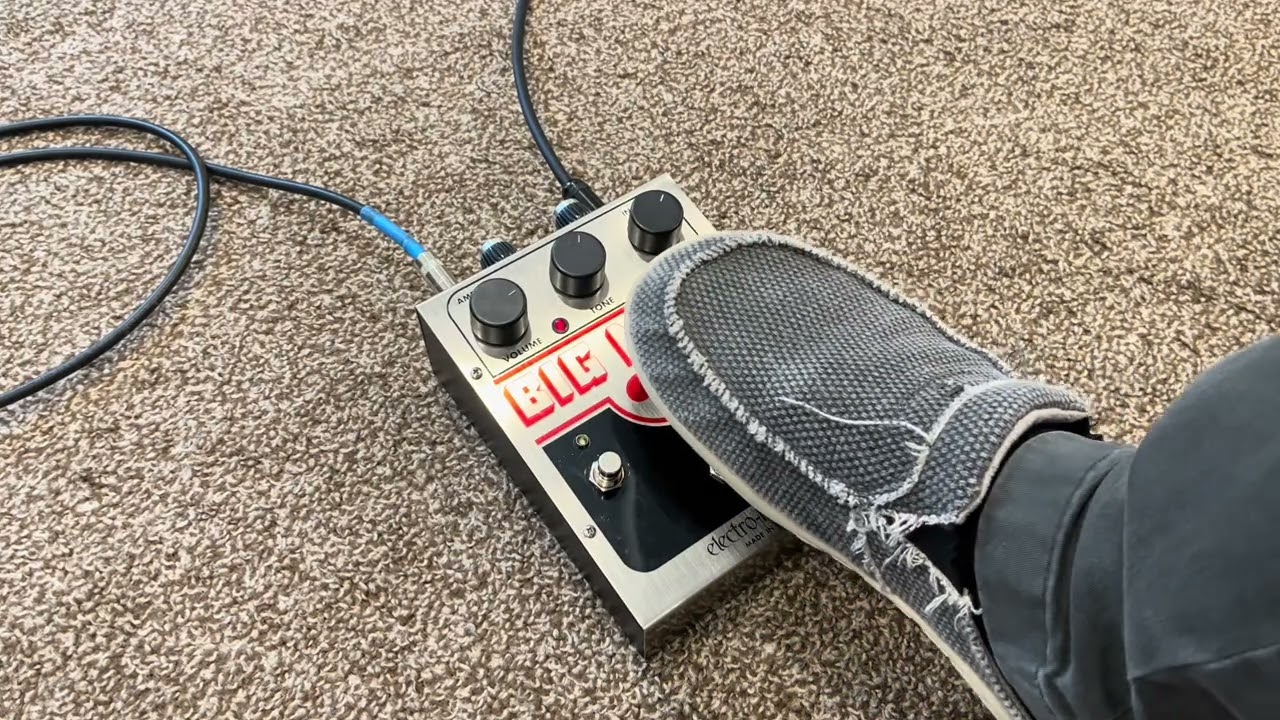 Modded Muff: left side Acapulco Gold, right side Meathead M-13, middle stock NYC BMP