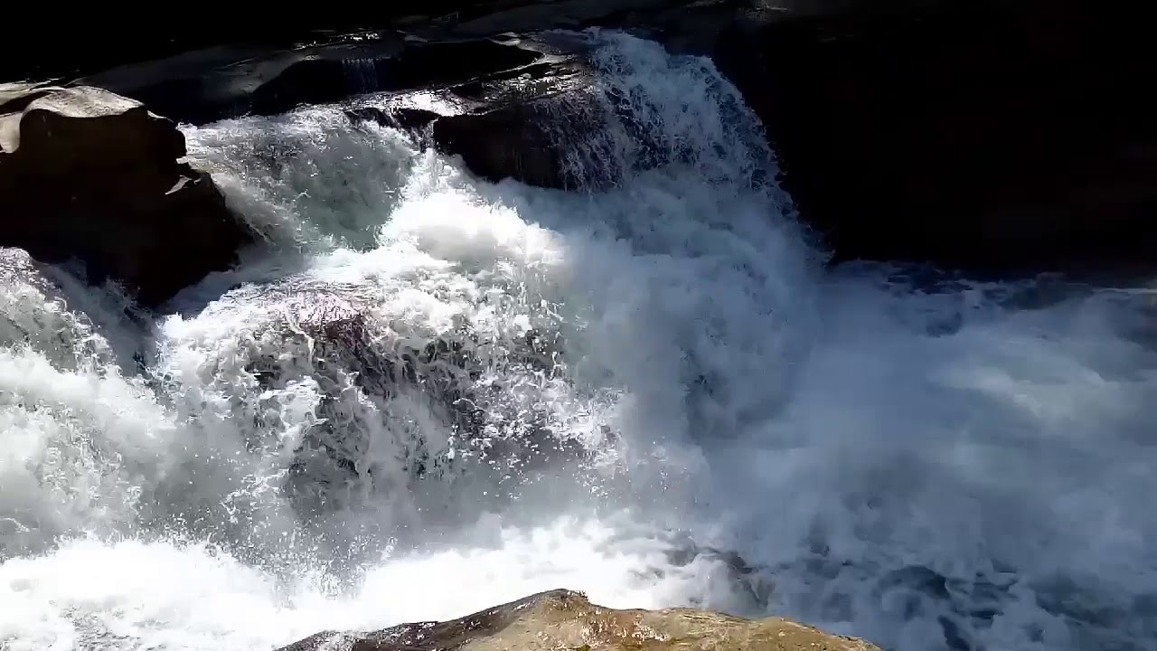 Amiakum Water fall(আমিয়াখুম জল প্রপাত)