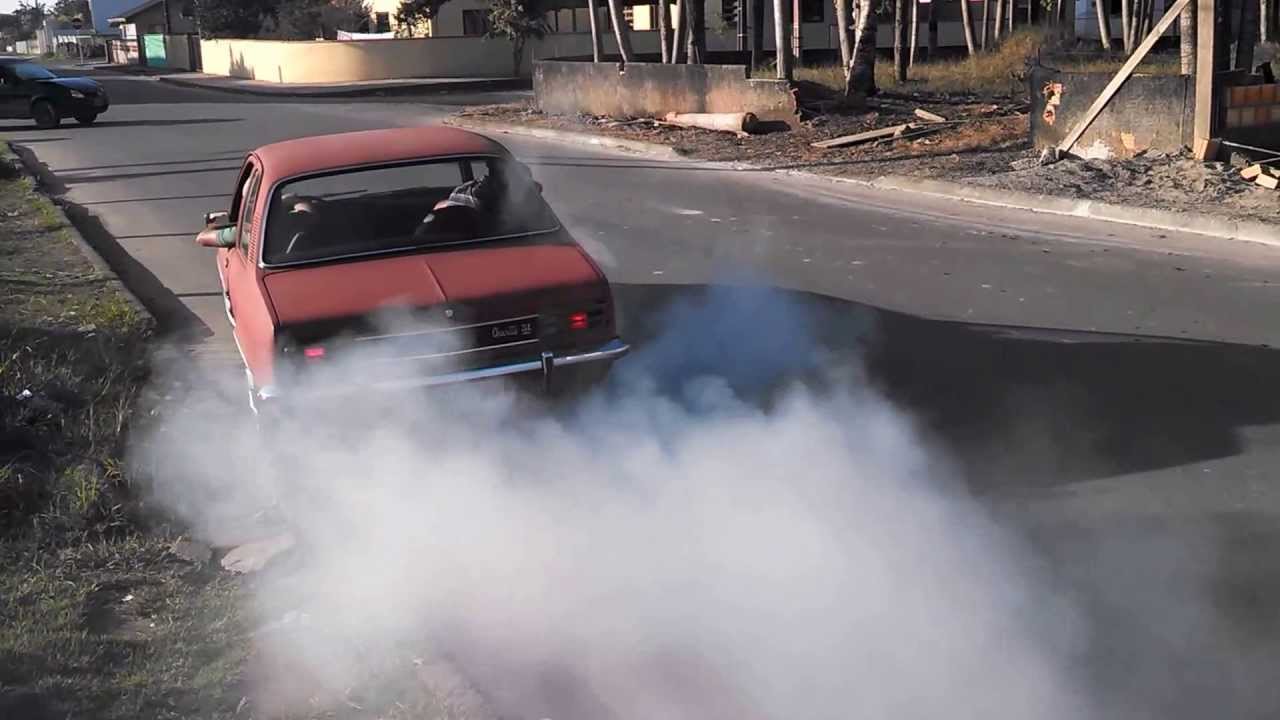 Chevette fazendo fuma&ccedil;a nas 17*MontanaSport FIXA (BaixosJlle)