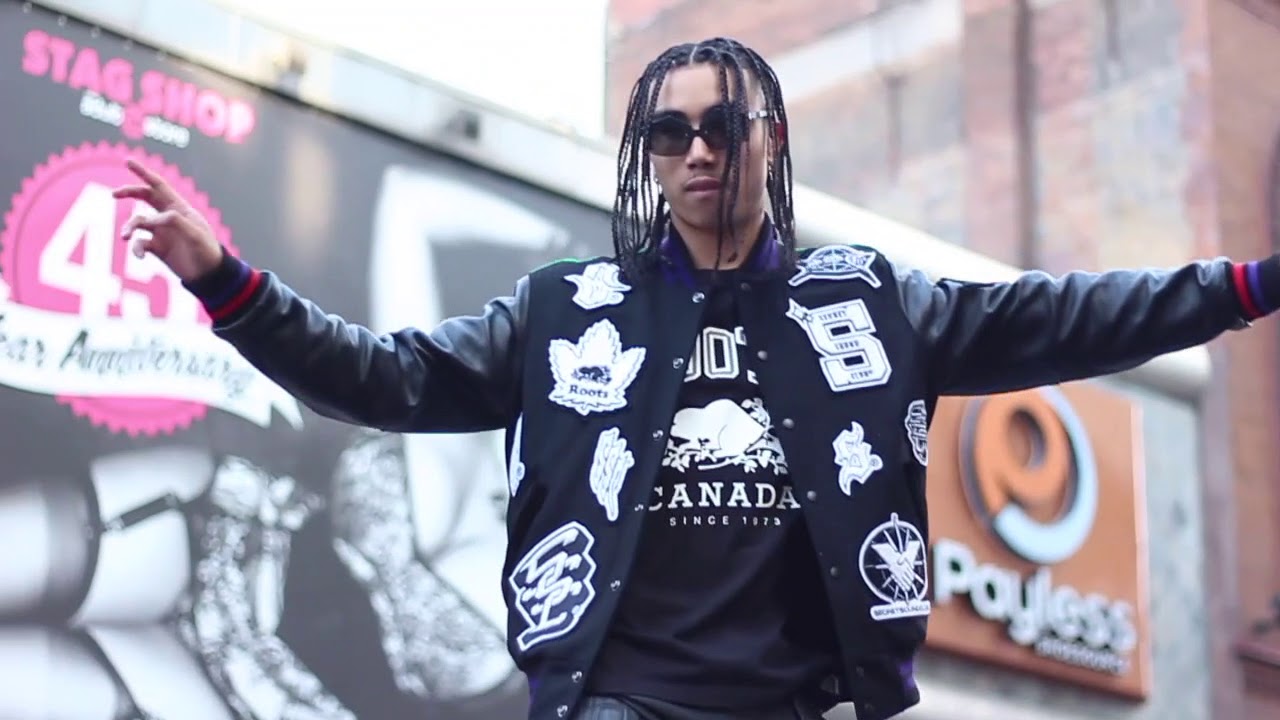 KILLY Leaves Roots Store at CF Toronto Eaton Centre (Fans Chant F*ck Lil Xan)