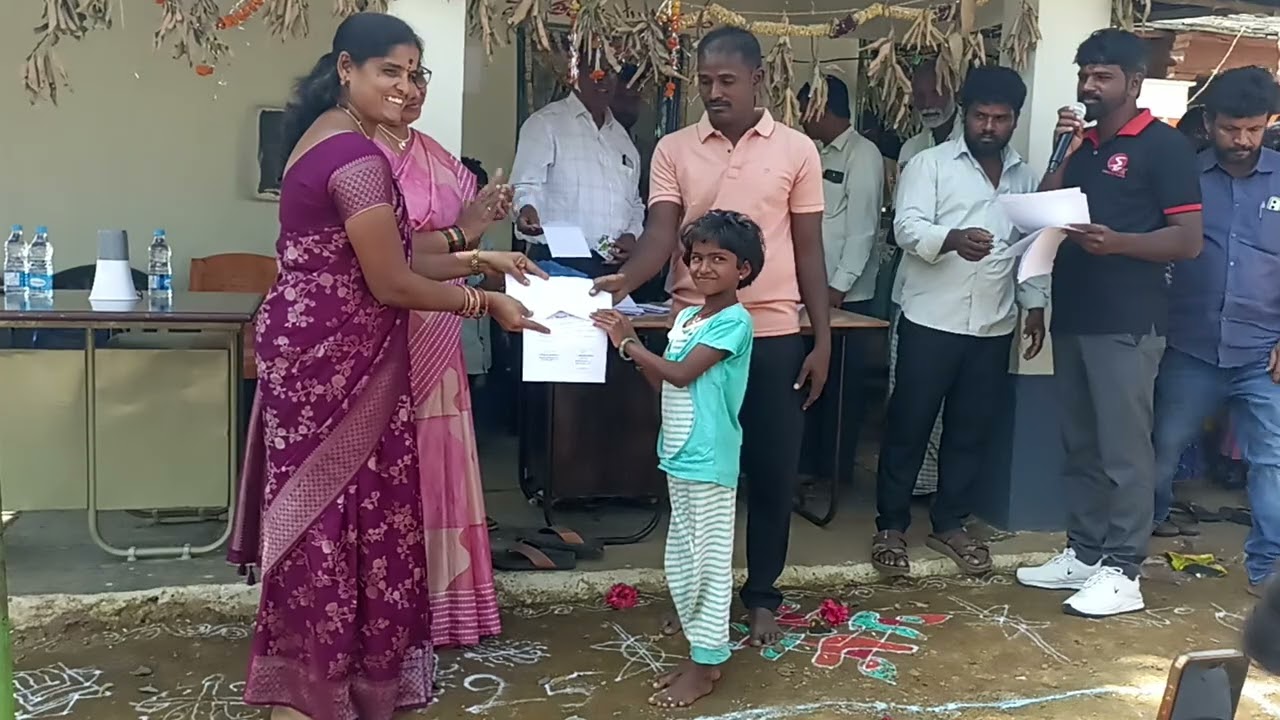 సంక్రాంతి పండుగ సందర్భంగా మా గ్రామం లో ముగ్గుల పోటీలు నిర్వహించడం జరిగింది.