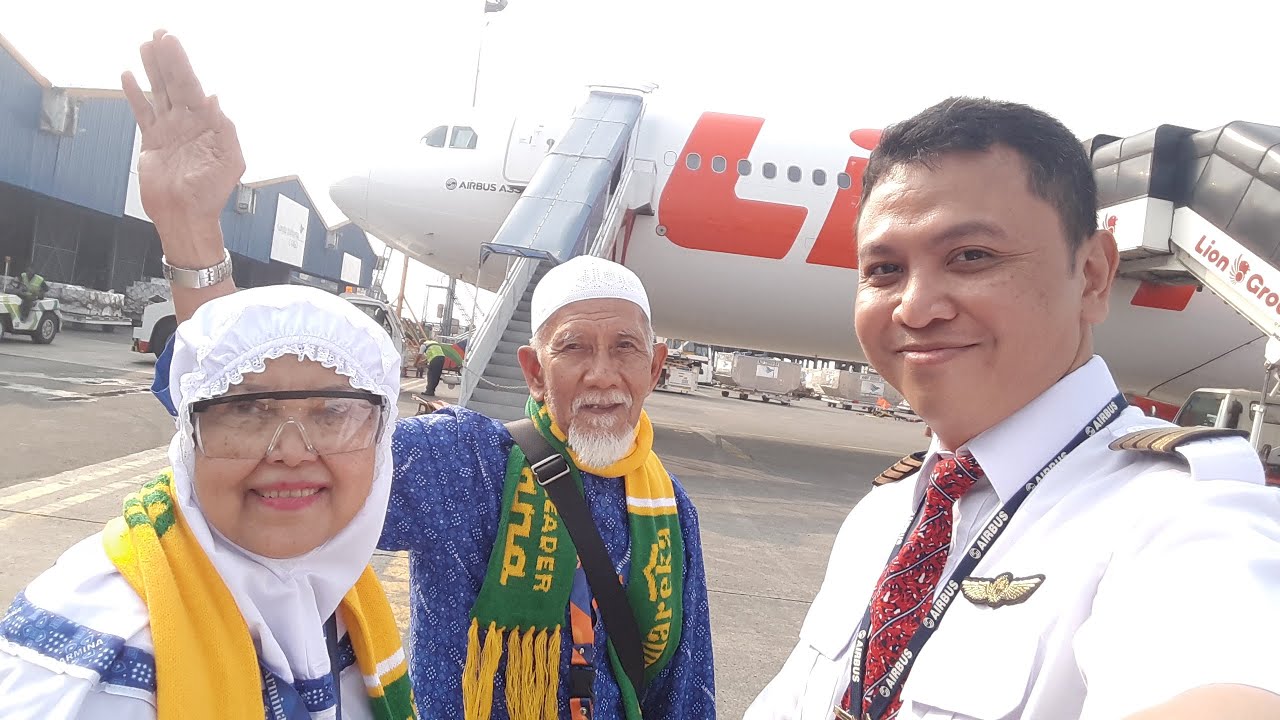 Airbus A330 Lion Air - Umroh Arminareka Perdana edisi Capt.Fuad mengantar Mertua