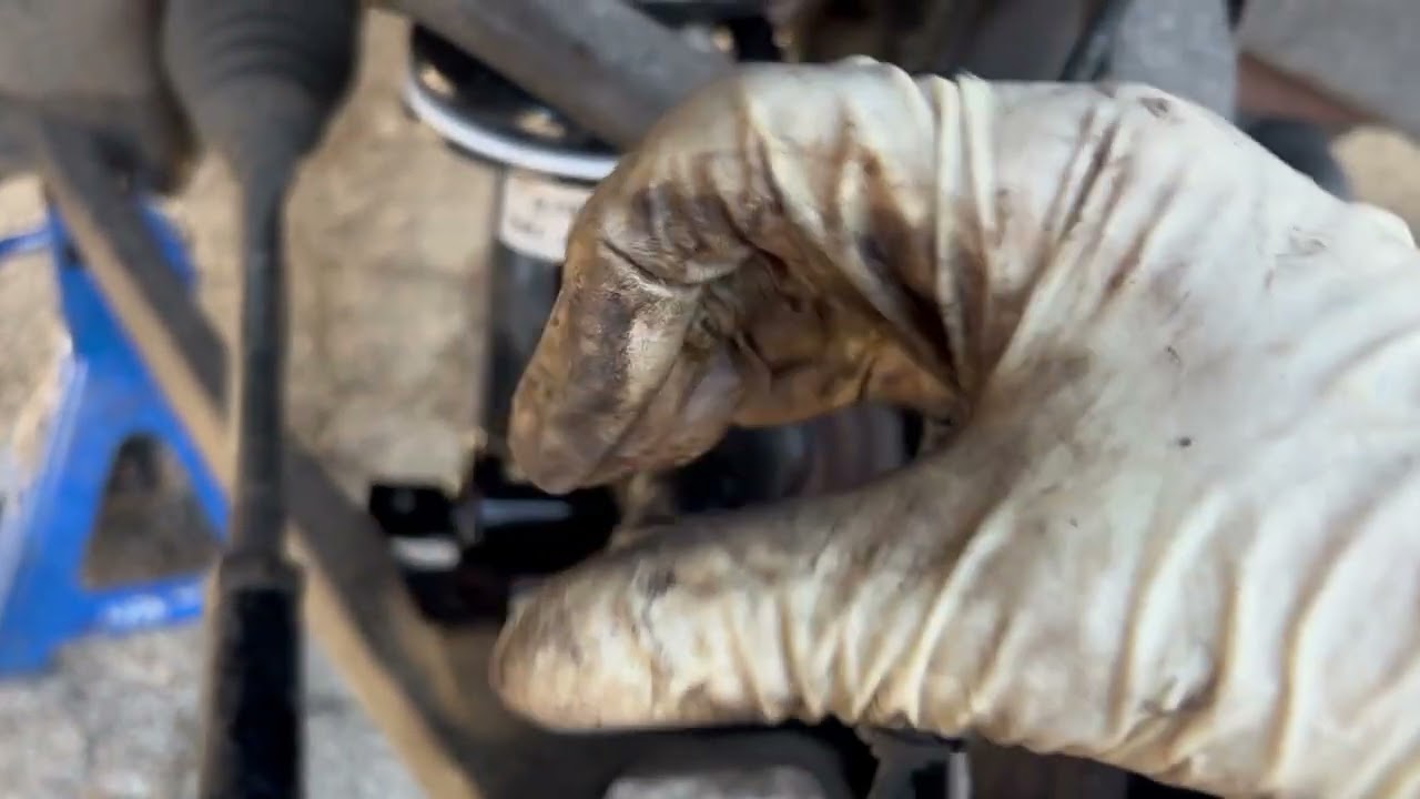 2011 -  018 -  suburban -  LT  How to remove the axle
