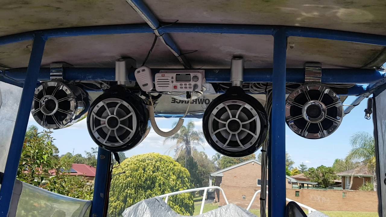 Wet Sounds Icon 8" Tower Speakers with Fusion 700i