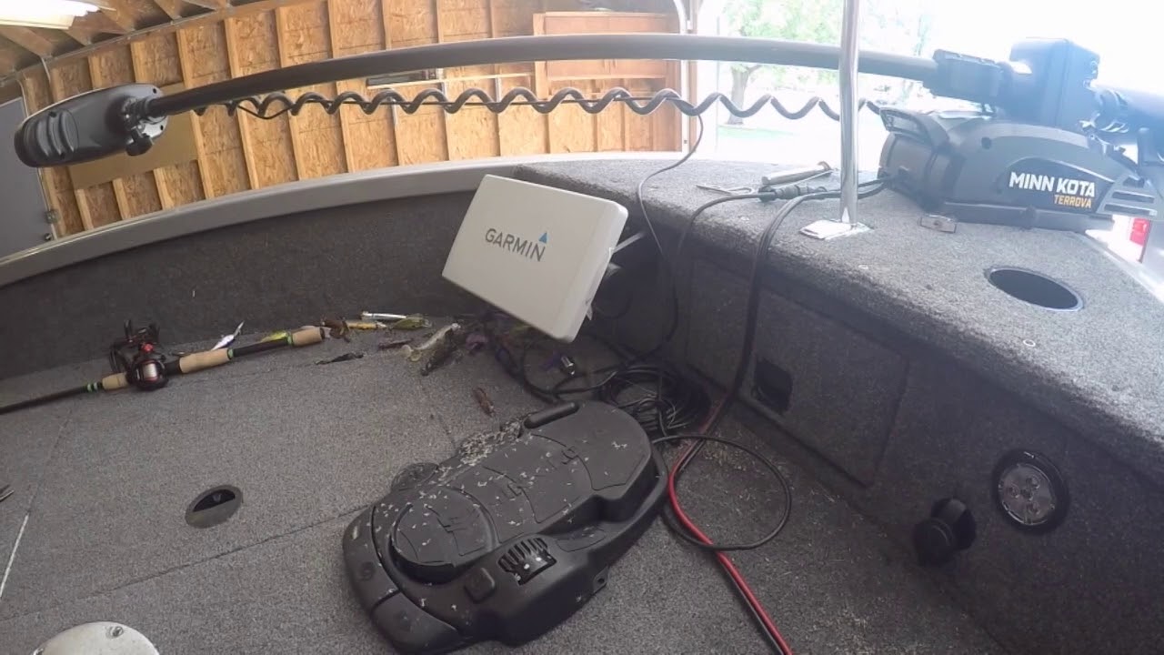 Полный обзор яхты Alumacraft 165 Classic 2019 года.