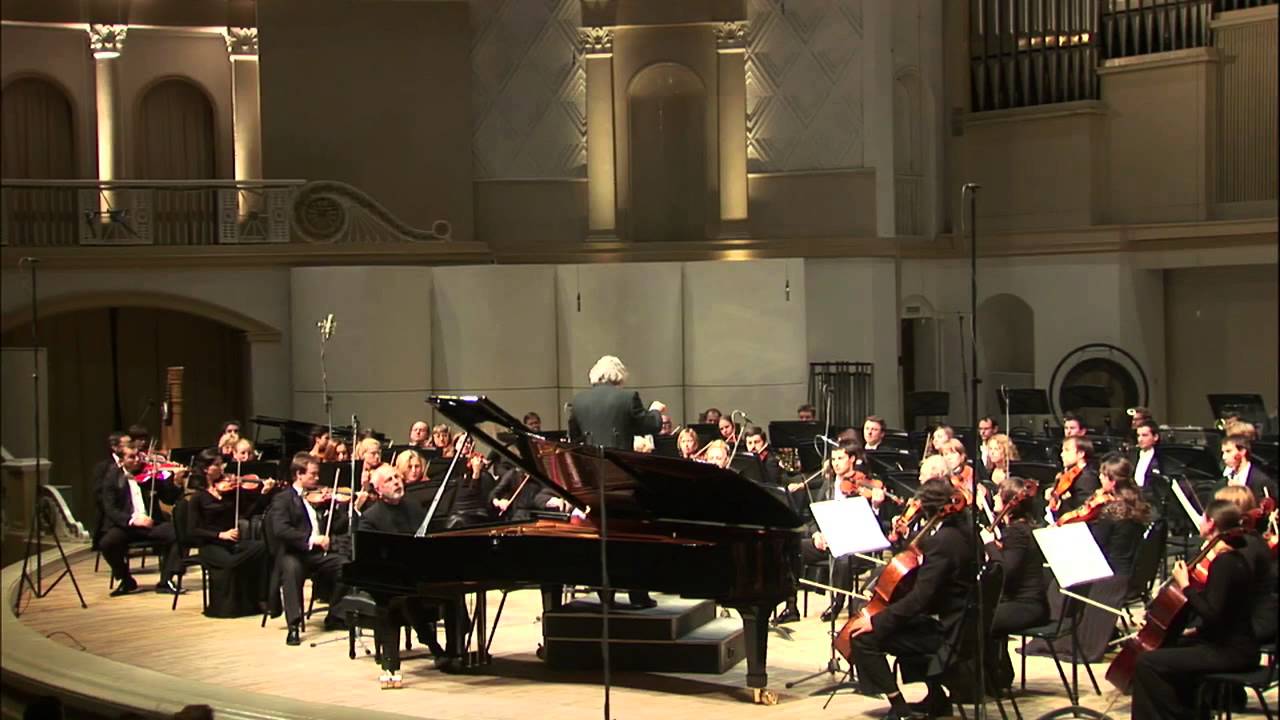 Tchaikovsky Piano Concerto No. 1, Vladimir Feltsman with the Moscow Philharmonic Orchestra
