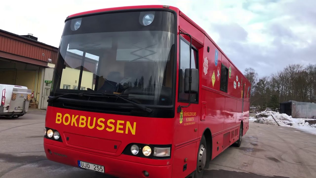 Köp Bokbuss Volvo KIITOKORI B12M 4X2 på Klaravik