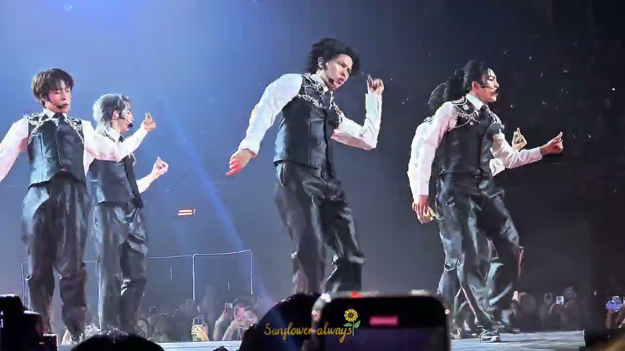 LYKN - ชอบก็บอก (Feel Like Me) @ LYKN Dusk & Dawn Concert D2