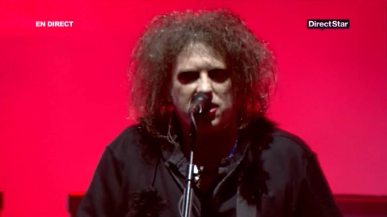 The Cure - The End Of The World (Live : Vieilles Charrues in Carhaix, FR | July 20th 2012)