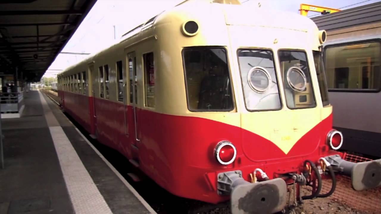 Autorail X 2403 des chemins de fer de la Haute Auvergne, sur Caen