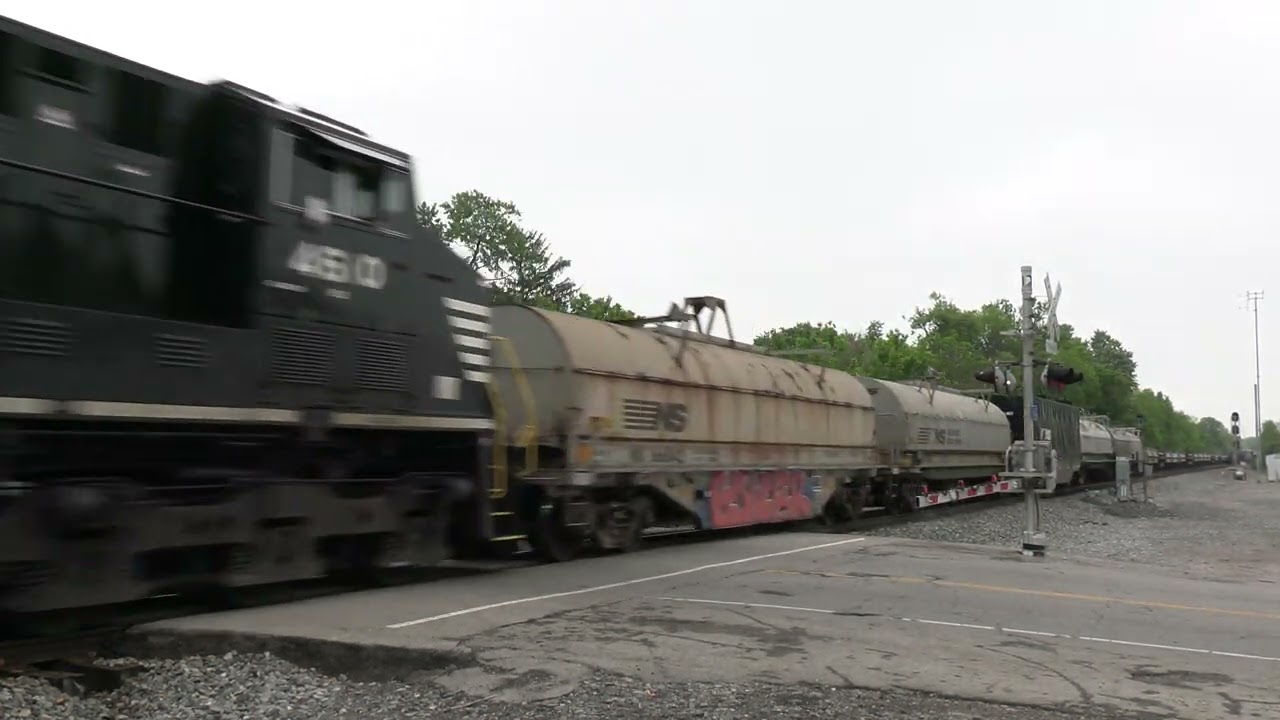NORFOLK SOUTHERN GE AC44C6M Northbound Mix Freight W/Erie Observation Car