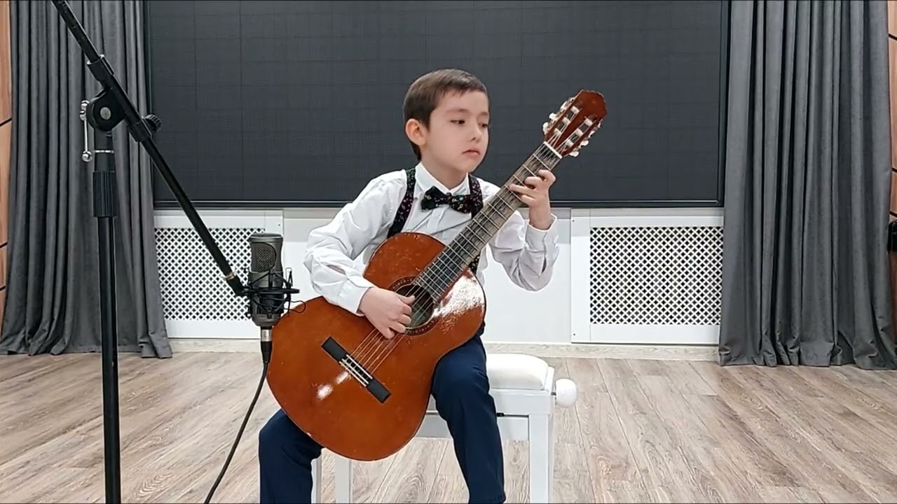 Etude No.2 - Stride-Alexander Vinitsky. Sheet music is available in the comments.