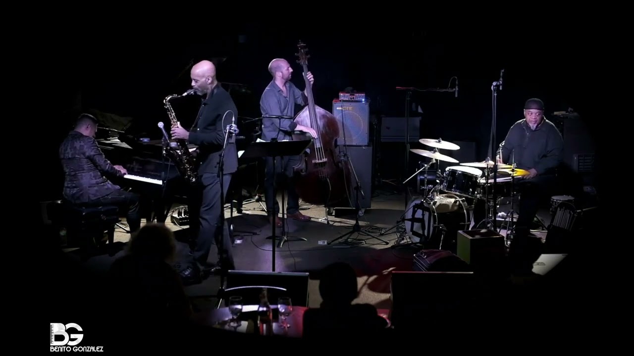 I Hear a Rhapsody (Benito Gonzalez Quartet) &ldquo;Live&rdquo;