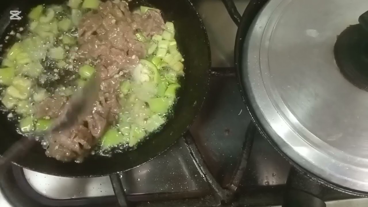 طريق عمل الكبده و السجق  بتاع العربيه 